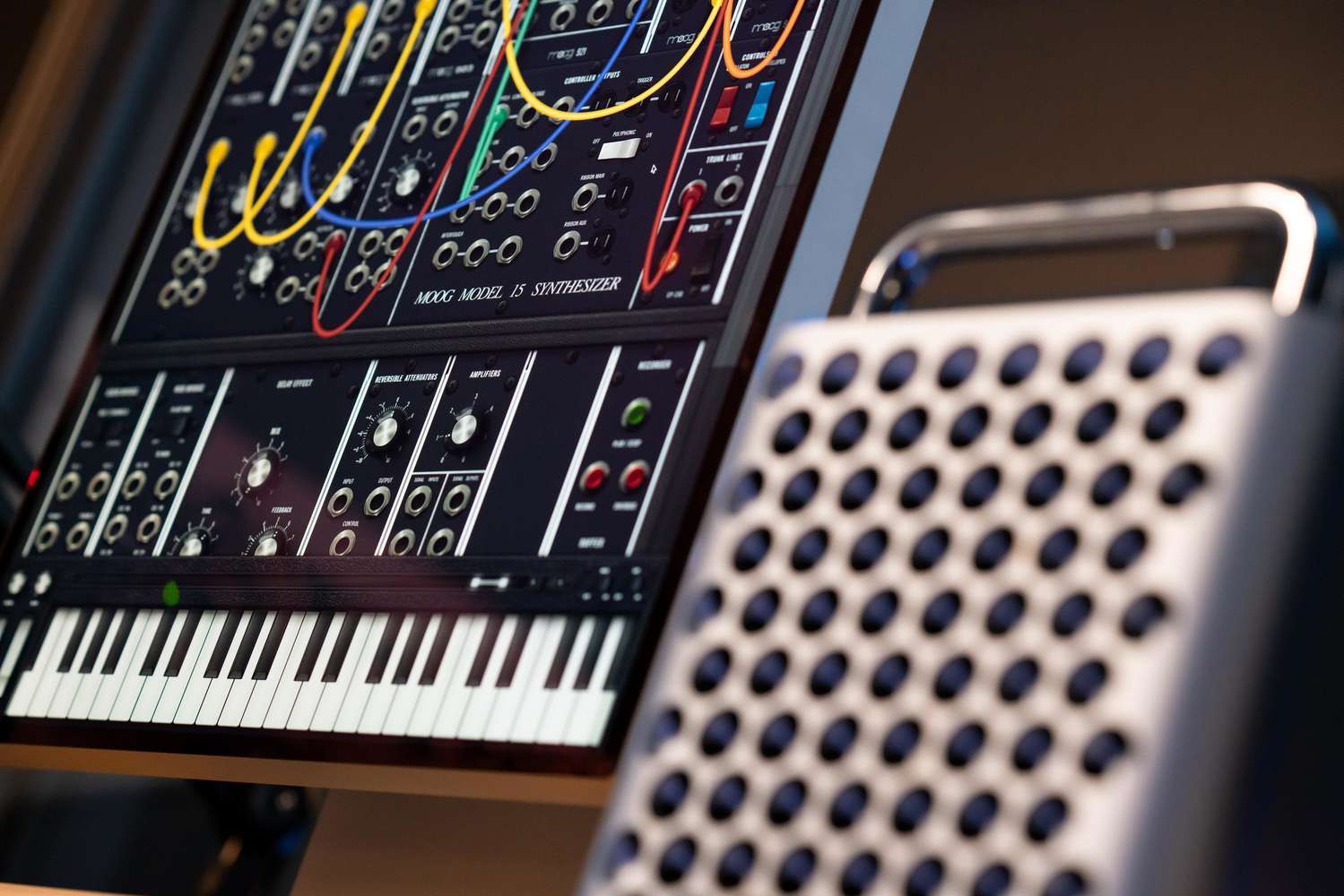 Model 15 IOS App Now Available For Use As VST | Moog