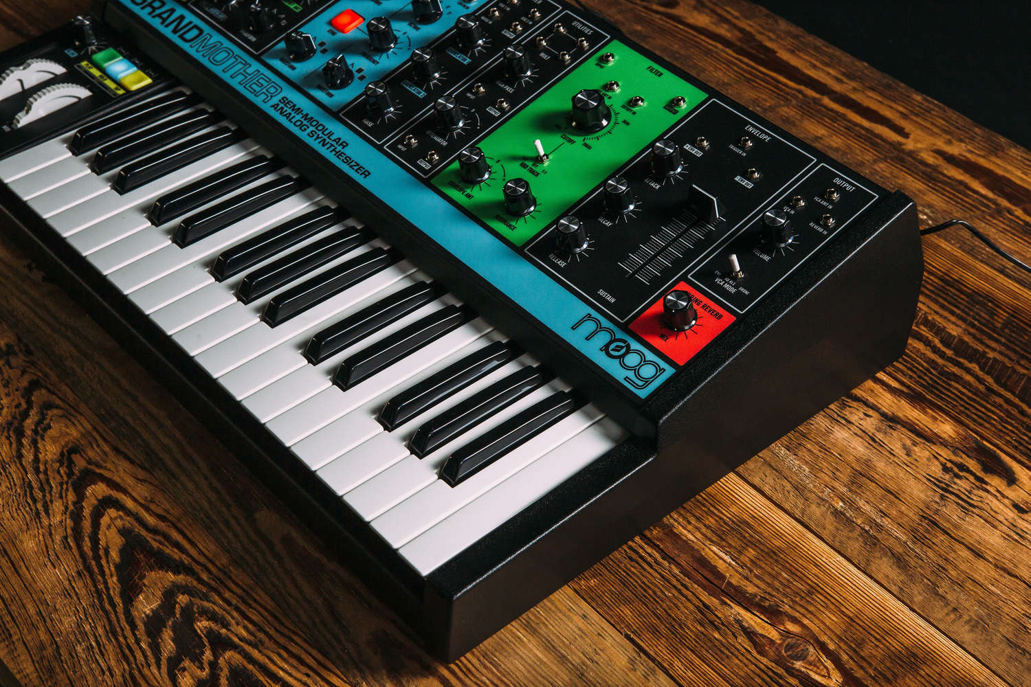 予約販売】本 MOOG GRANDMOTHER アナログシンセサイザー 鍵盤楽器 ...