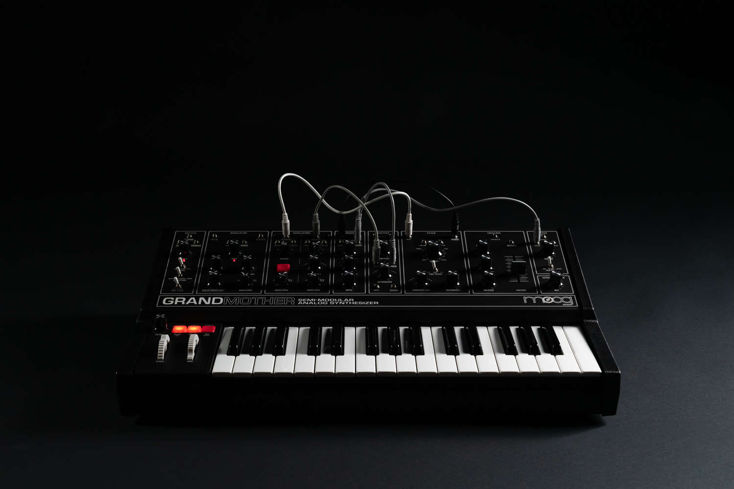 【好評高評価】moog Grandmother 鍵盤楽器